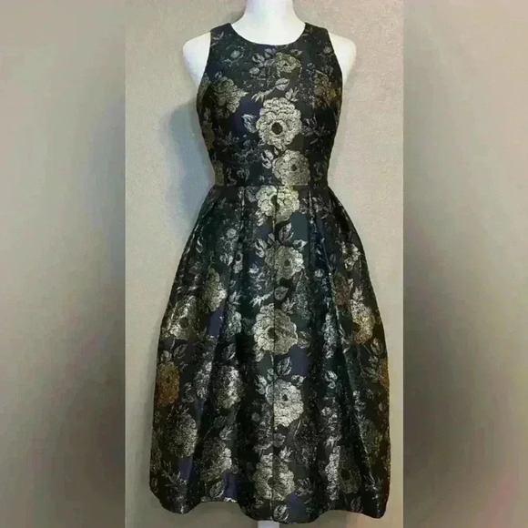 Ann Taylor Dresses & Skirts - Ann Taylor Factory Black Gold Foil Floral Sleeveless Dress Fit & Flare